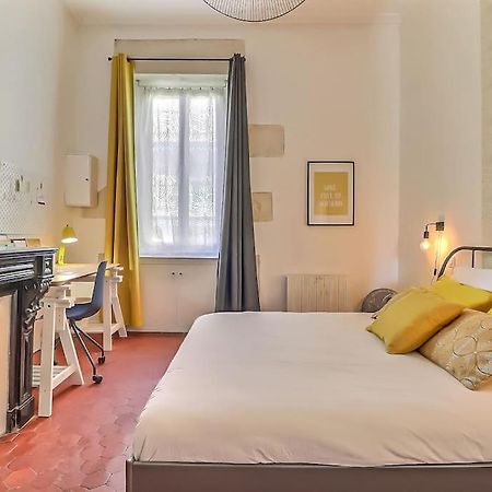 Le Yellow - Central - Climatise Nîmes Zewnętrze zdjęcie