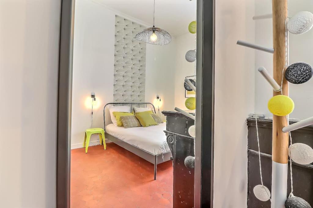 Le Yellow - Central - Climatise Nîmes Zewnętrze zdjęcie